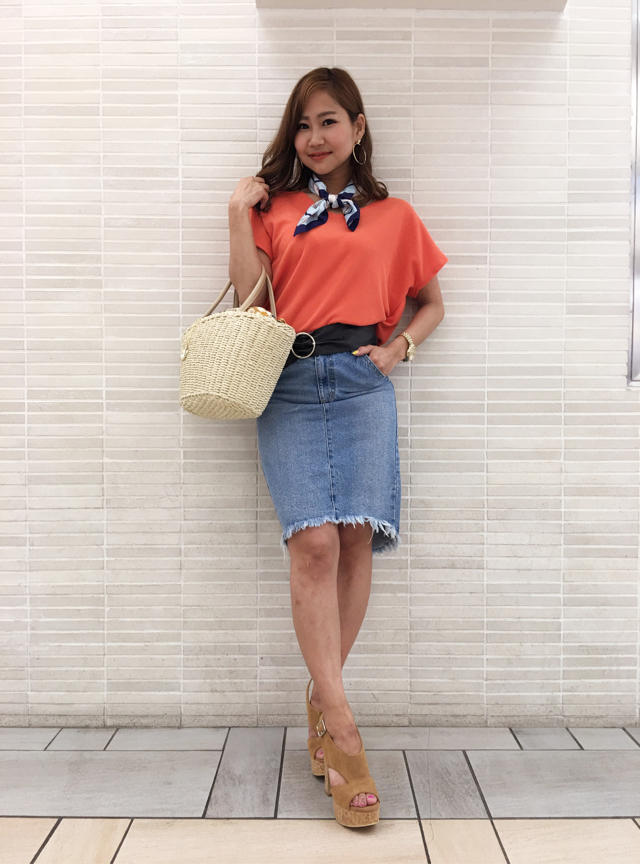スカーフでオシャレ度UP♡バックスタイルにもこだわったアイテム♡♡off shot☆...✌︎ななみん