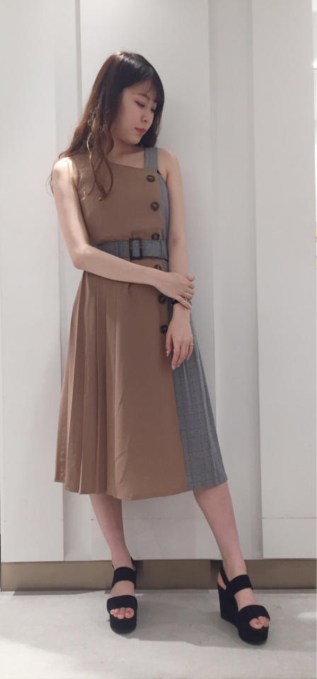 新作ワンピースのご紹介です♡♡ AYU
