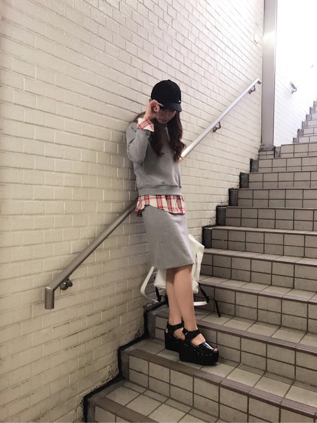 シャツ付きパーカー+タイトスカートセットアップ♡Misaki
