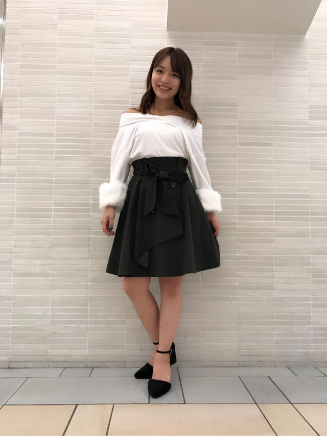 ファー付きトップスで可愛く♡みい