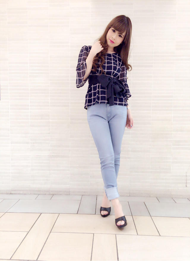 新作♡格子柄ブラウス♡Misaki