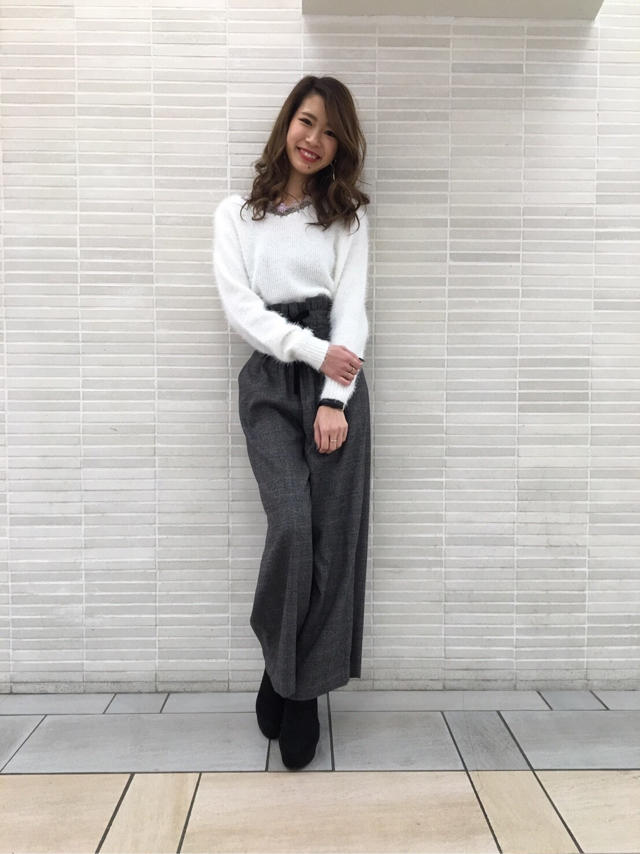 フラワーＶネックニット✴︎Misaki