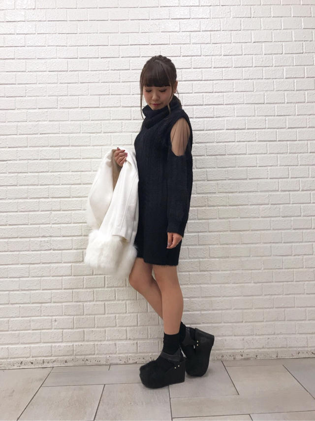 シャギーニットワンピースで女の子らしさ満点♡satou