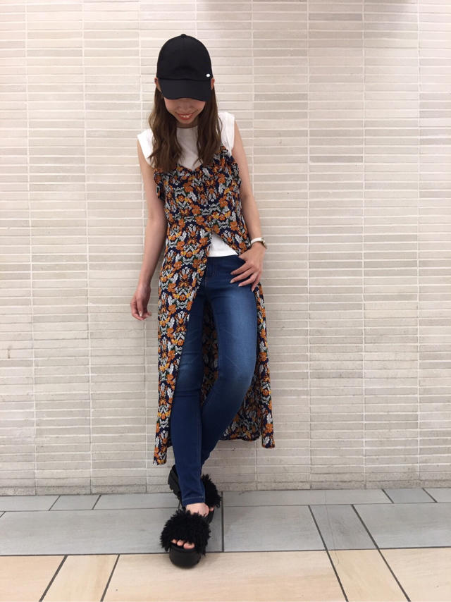 ファーサンダル♡つな
