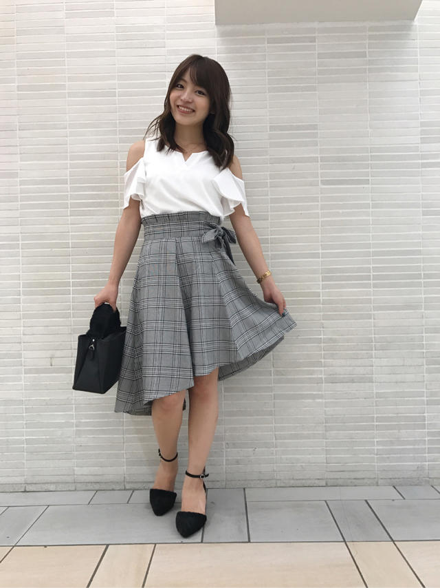 アシメチェックスカートで秋を先取り♡みい