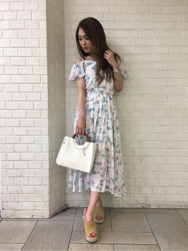 ViVi掲載商品入荷しました！花柄マキシワンピース♡satou