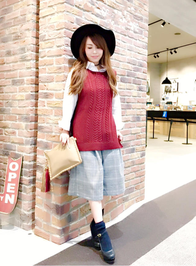 大人可愛い♪秋のニットベスト×チェックcode♡なお