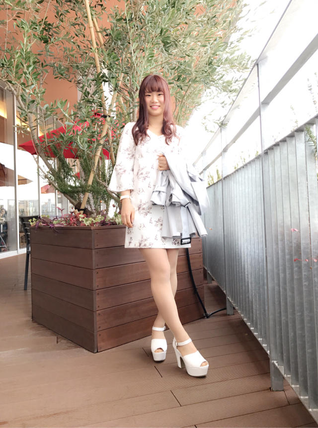 大人可愛いコーデ！お知らせ♡しおね