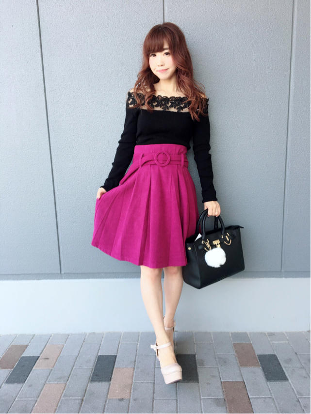 スタッフおすすめ♡！レース切り替えリブニット♡HITOMI♡