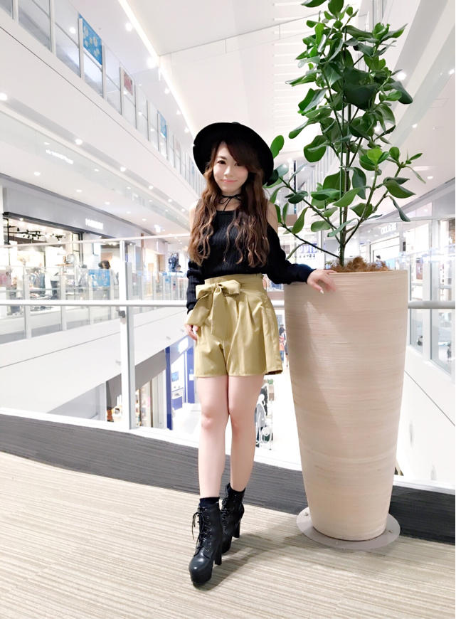 肩をチラリ♡お出かけcode✧*｡いくみ