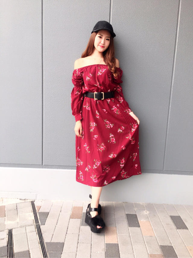 ヴィンテージ花柄オフショルワンピース☆Haruka×Rinaオフショット☆Rina☆