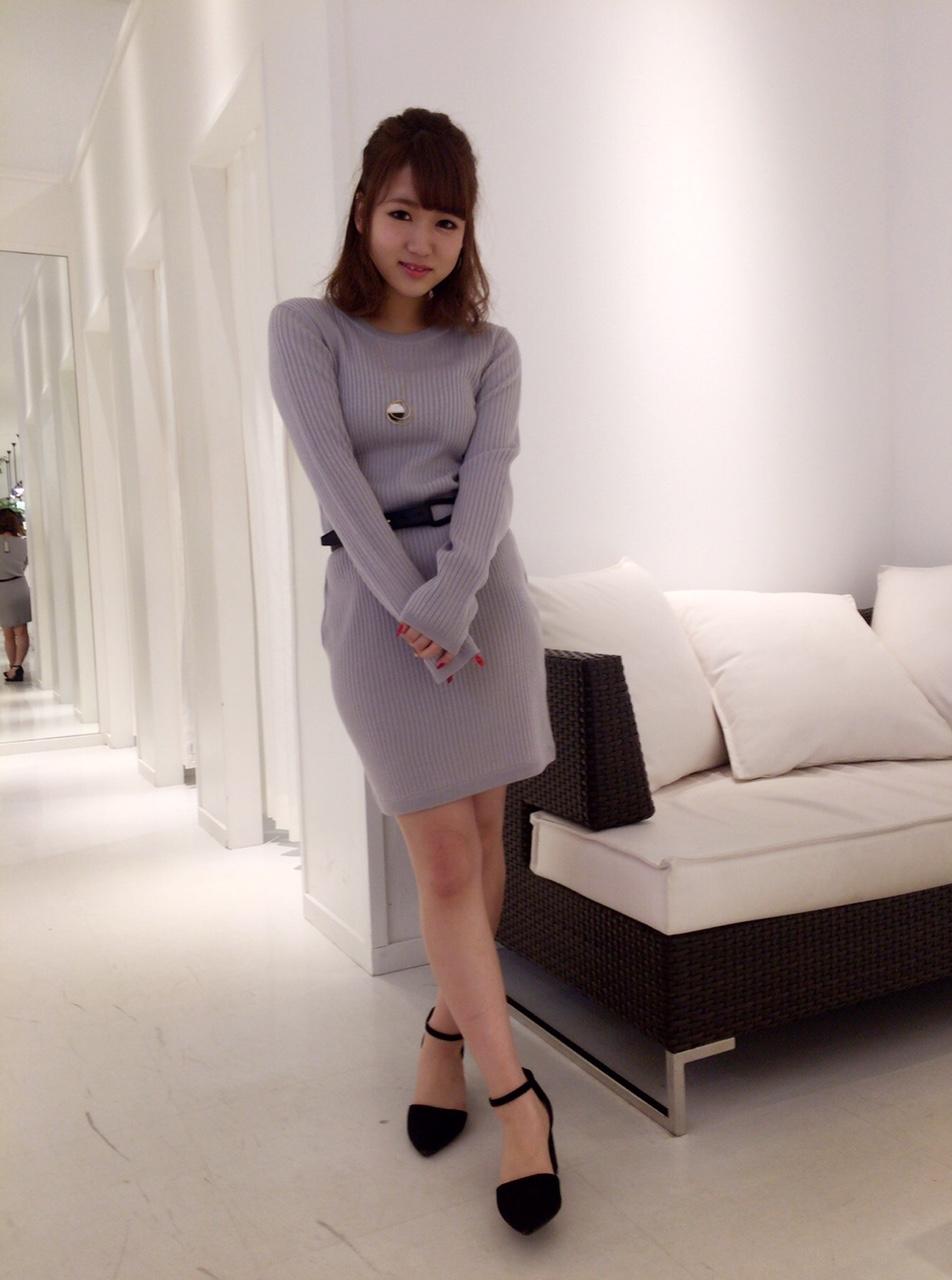 春物ニットワンピ★