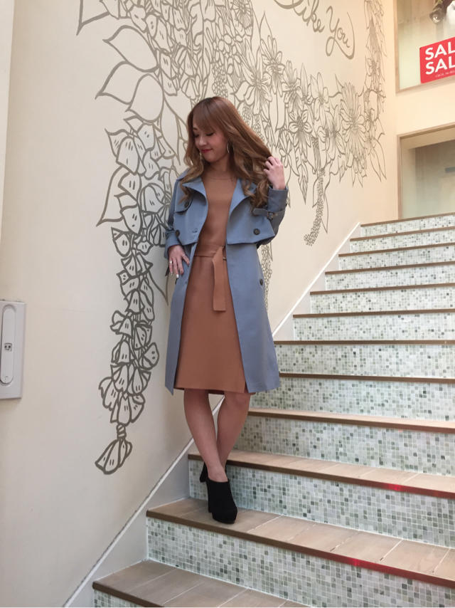 ボタン使いニットワンピース着回しCODE！！新作！！メニーウェイトレンチコートのご紹介♡♡