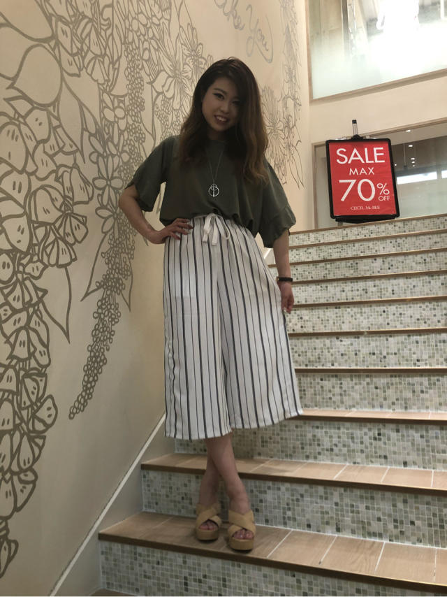 新作☆ネックレスフレアタックトップス×ストライプガウチョパンツ♡♡