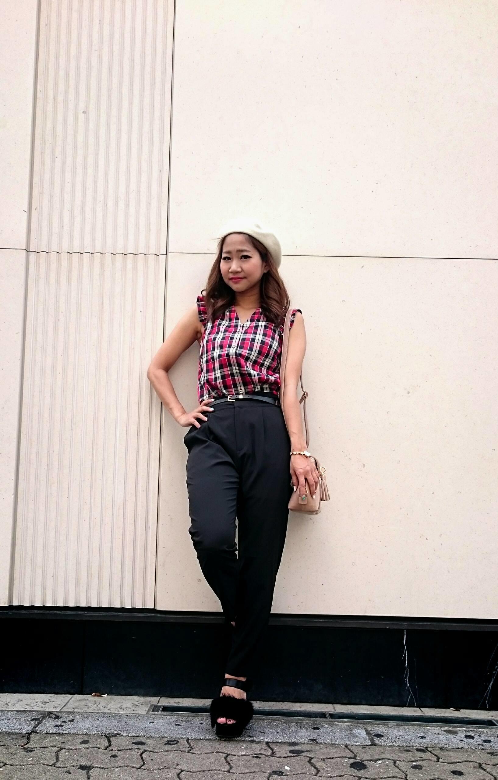 新作♡本日入荷のタックパンツを使った ななみんチーフおすすめデート服♥NOVELTY EVENTまであと９日❗❗ナナ