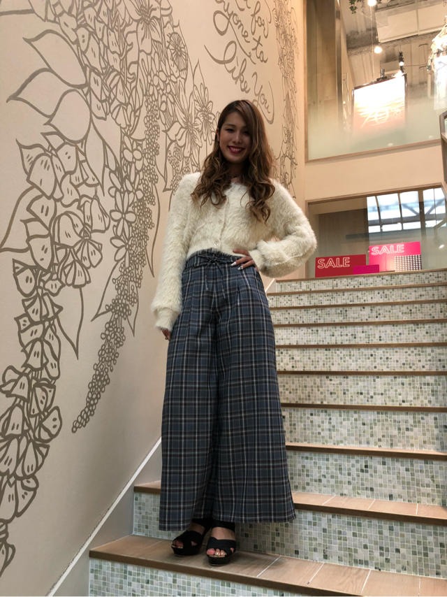 new！シャギーカーディガン × フロントレースアップチェックワイドパンツ :)♡♡