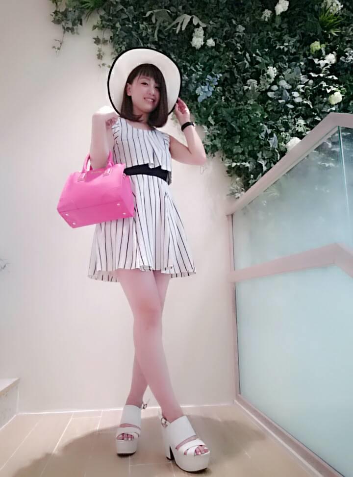 ♡新作♡ストライプワンピ♥後ろ姿にも気を抜かないオシャレなワンピ♡盗撮された私(笑)ナナ