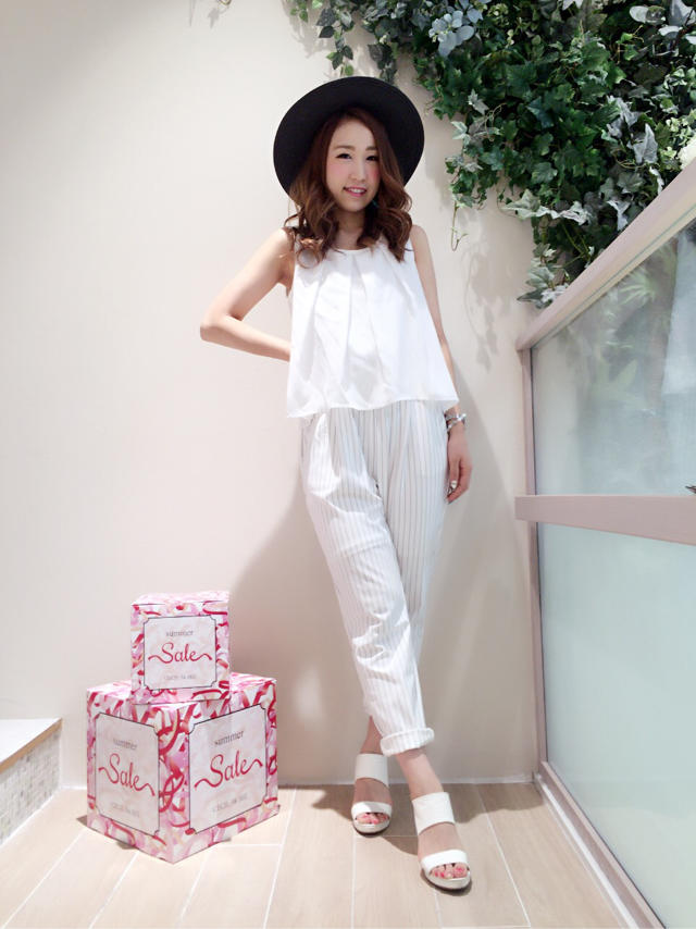 天王寺店スタッフ、店頭code♡大人気ロンパース♡同期off shot♡まみたす