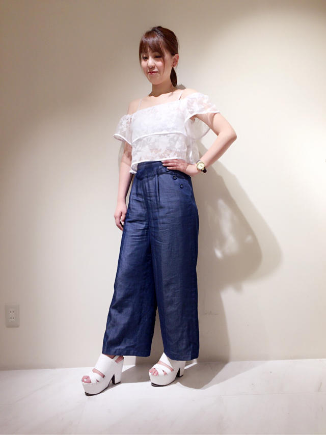 はるちゃん店頭code♡トレンド短丈オフショル♡new foot nail♡まみたす