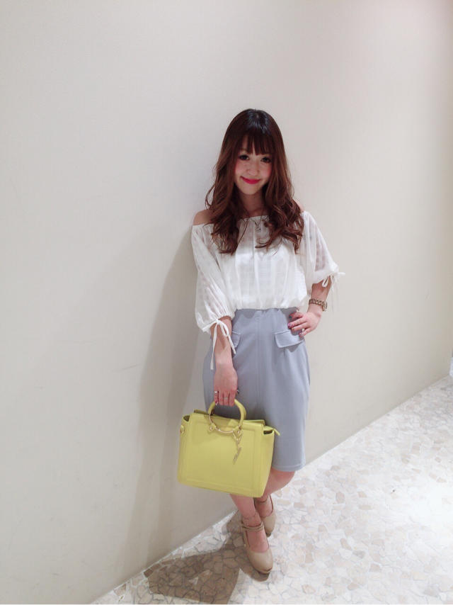 新作タイトワンピース♡♡ありちゃ