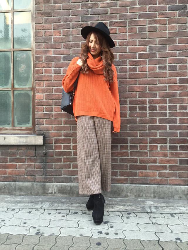 大人気！スヌード付きニット♡撮影オフショット♡まみたす
