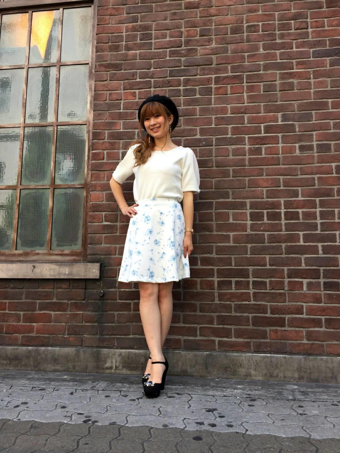 本日より販売開始☆☆お上品な花柄でエレガンスコーデ♡ナナ