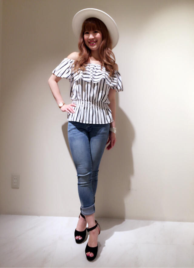 まみたすセレクト♡ストライプ柄オフショル♡スタッフ off shot♡まみたす