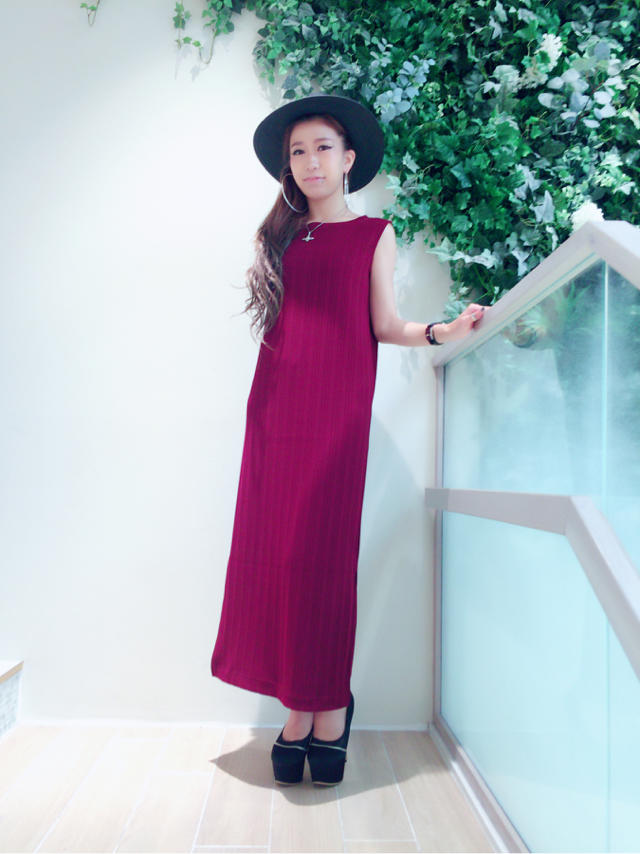心斎橋筋店新メンバーのご紹介♡大人綺麗目スリットマキシワンピ♡