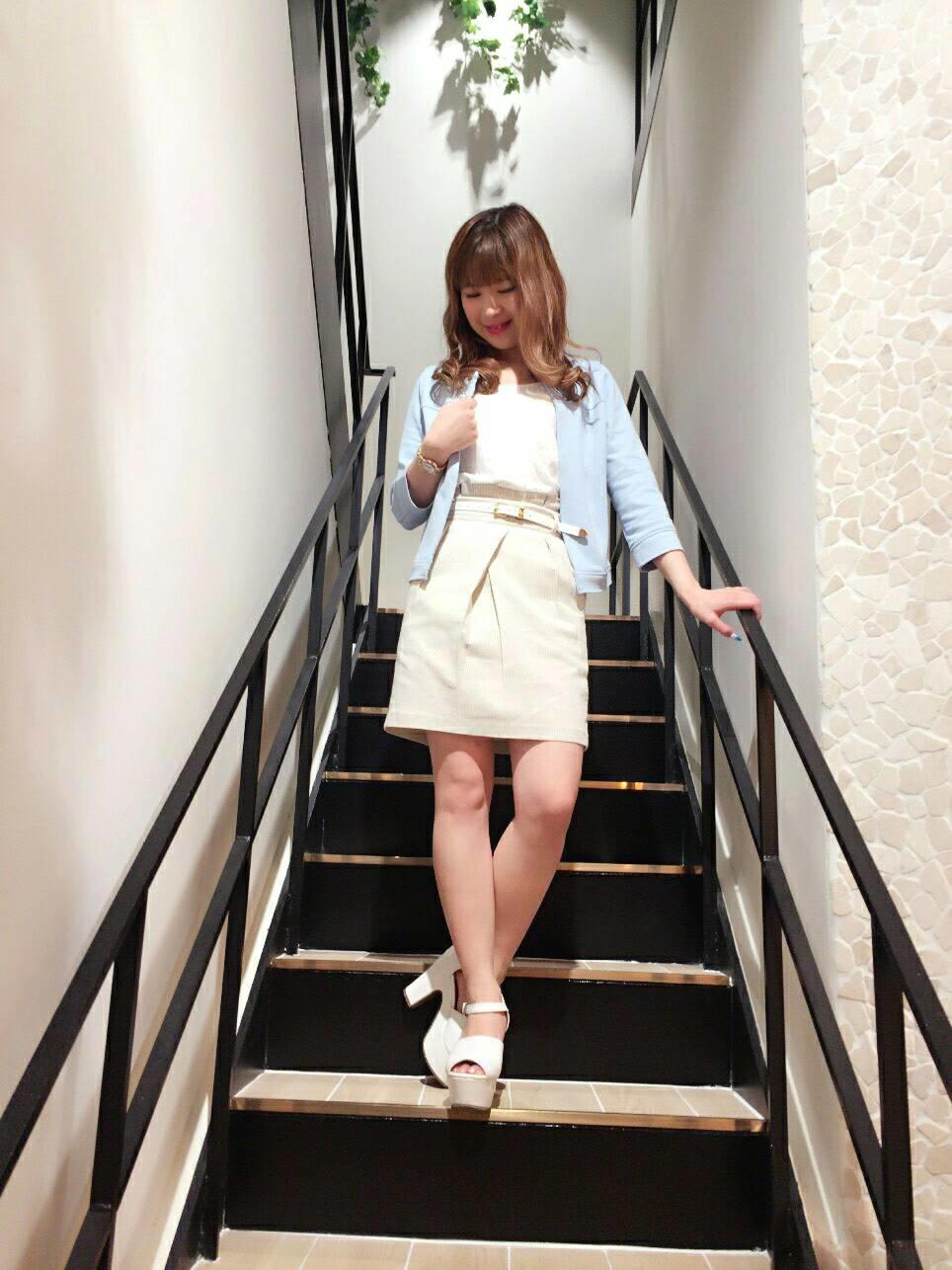 大人気の新作アンサンブル♡ノーカラービジューで華やかに♥♥ナナ