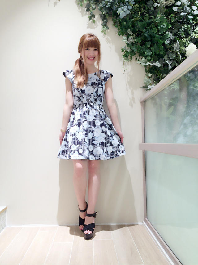 心斎橋店staffイチオシ！A/W花柄ワンピース♡まみたす