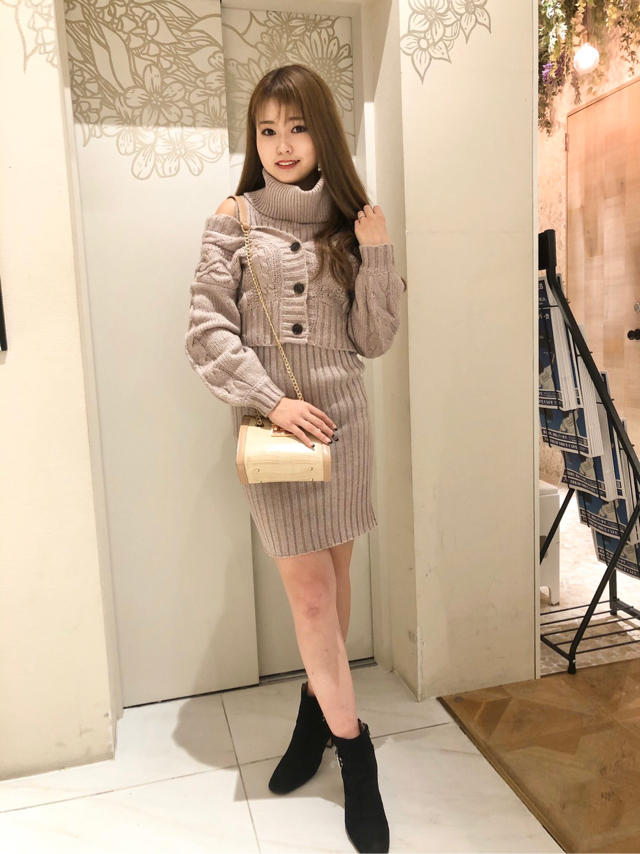 心斎橋では大人気商品！！新作！！ボレロ付きニットワンピースのご紹介♡♡