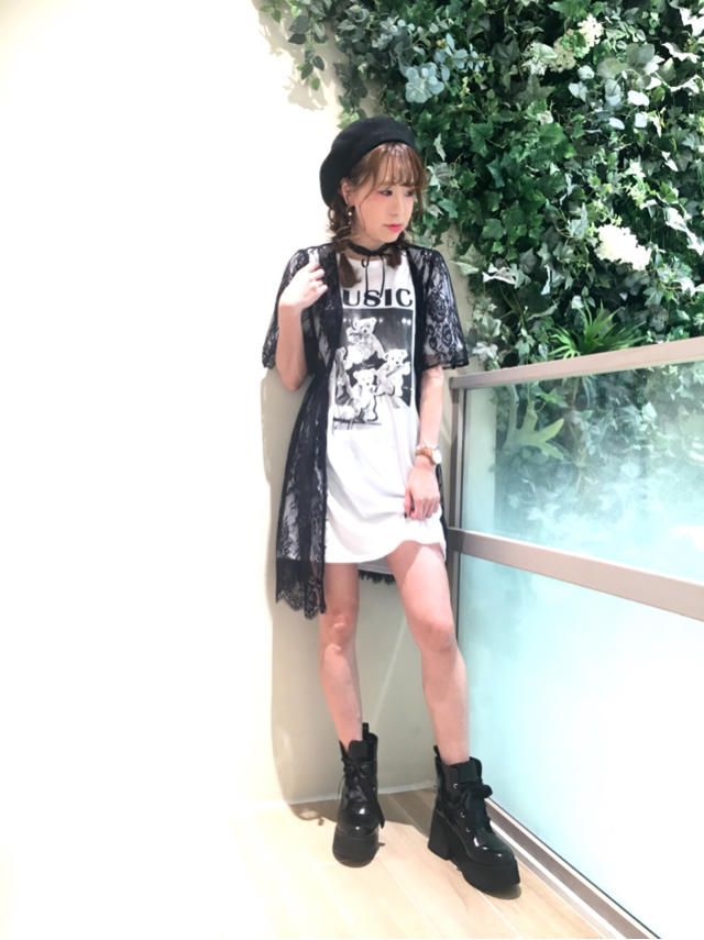 レースガウンでシンプルオシャcoorde♡