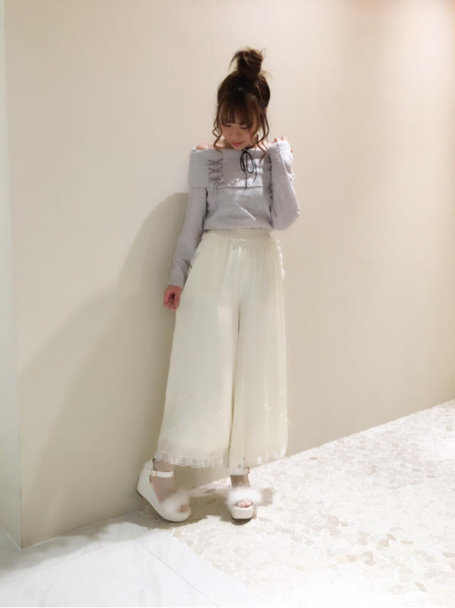ロングパンツ×オフショルで足長みえゆるふわcoordinate ♡