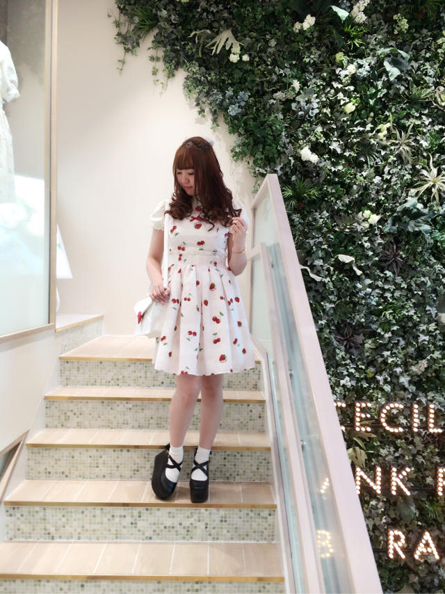 心斎橋筋店♡大人気チェリーベリー柄コーデ♡