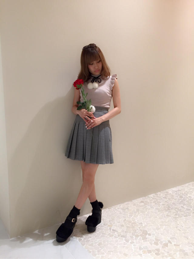 ”揺れるぽんぽんでfeminine　casual　code”