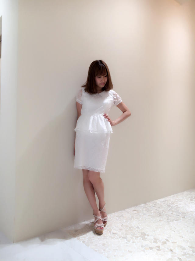 ふんわりレース素材はよく見るとマーガレット柄♡♡
