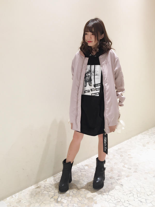 シルエットが可愛いパーカーコーデ* ੈ✩‧₊˚