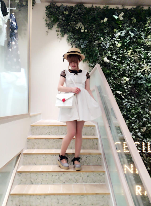 心斎橋路面店 ♡ ふんわり可愛いDollyなBLACK×WHITE code ⋈*｡ﾟ