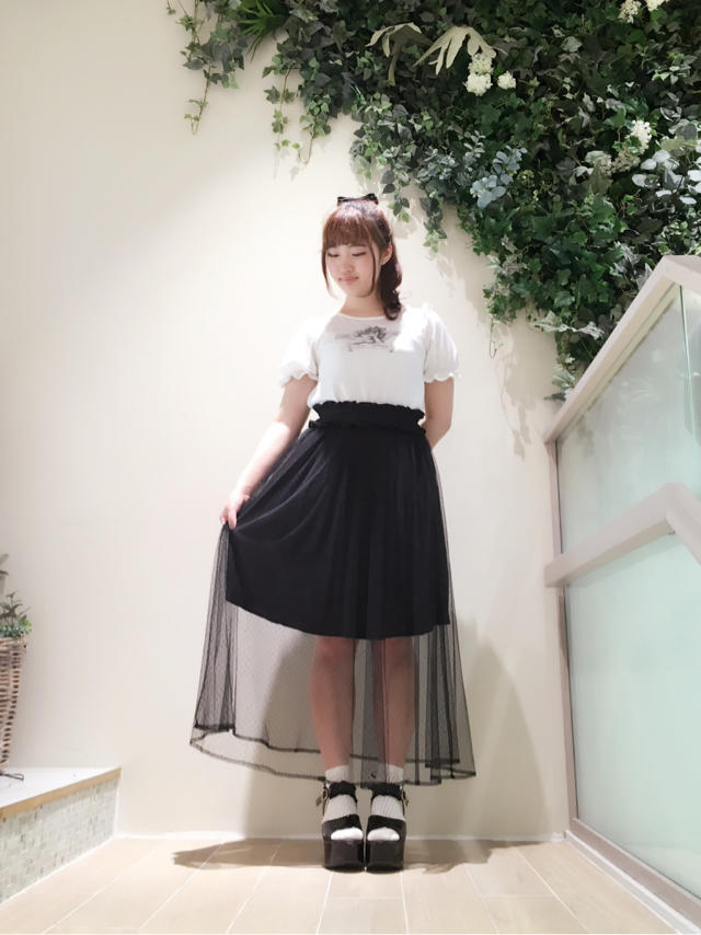  大人気のskirtを使った毒っ気casual code…♪