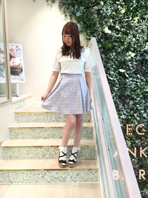 心斎橋路面店♡大人ガーリーなスカートを着回しコーデ １ ✩⃛ೄ