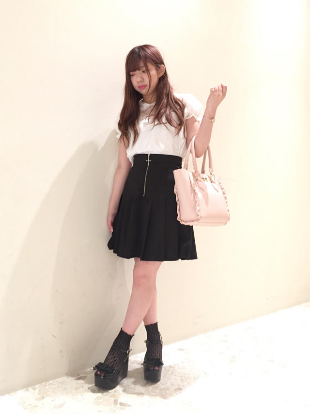Black×White♡甘辛MIXコーデ