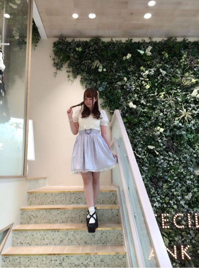 心斎橋筋店♡ハート×りぼんでガーリーコーデ⋈♡*｡ﾟ