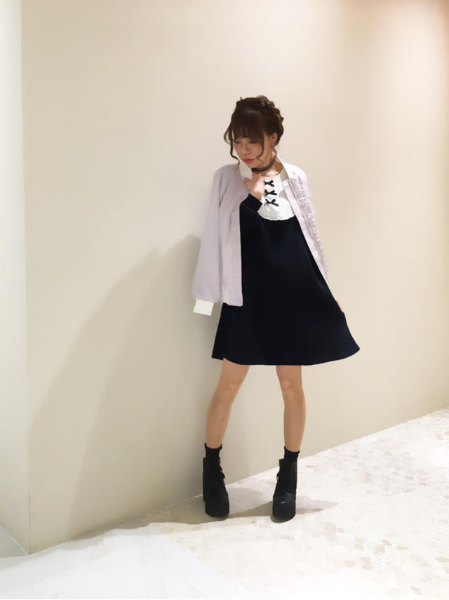 お気に入りのヨーク襟カットワンピで春スタート♡1トーンおまとめコーデ