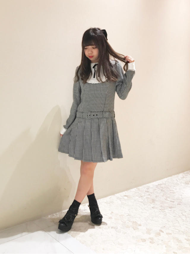 モノトーン♡ガーリーコーデ♡♡