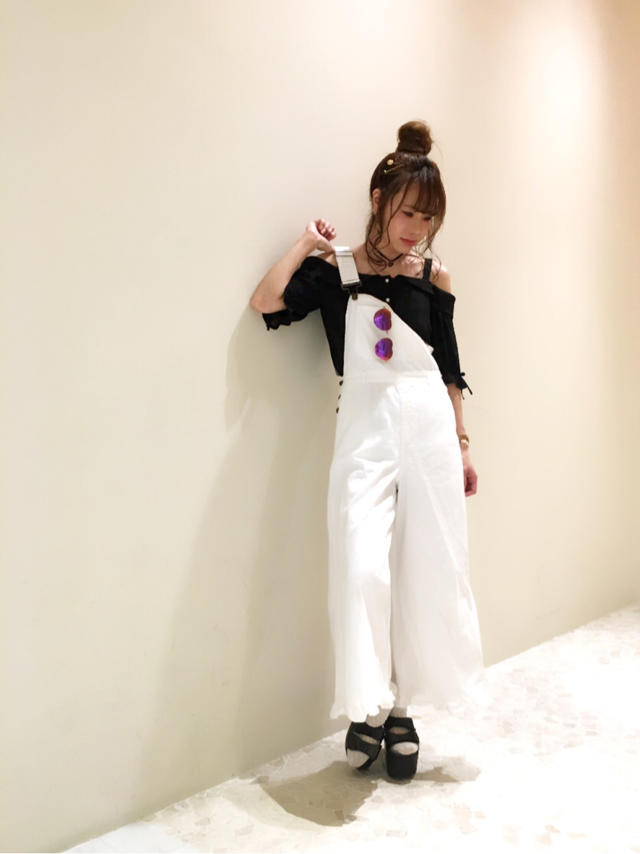 大人可愛い♡オーバーオール着こなしモノトーンcoordinate