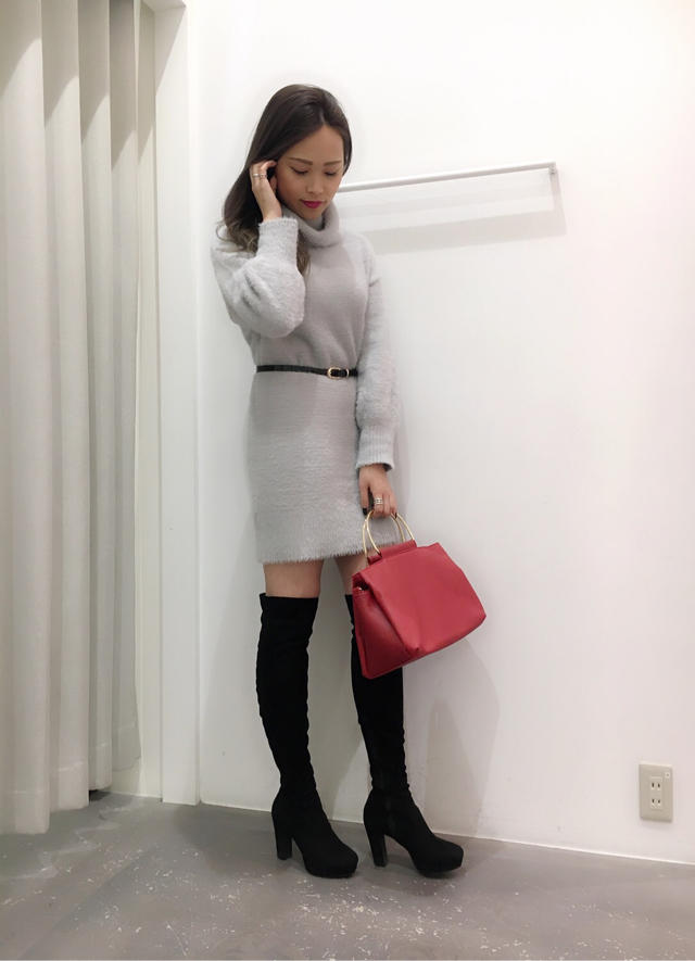 【大人気✨】ラメフェザーニットオフタートルワンピ❤️❤️