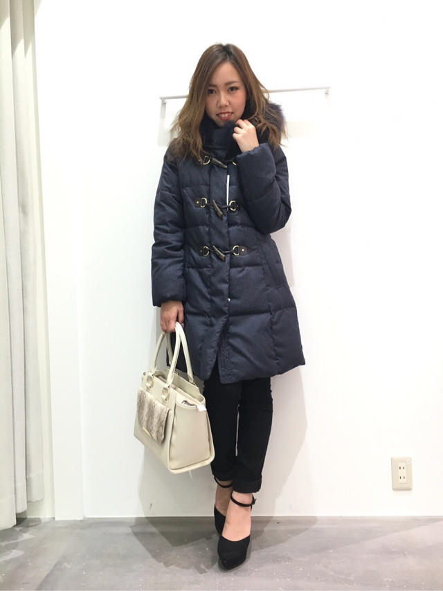 スタイリッシュなあったかロングダッフルコート♡こんな時間ですが、こんな写真載せちゃいます！しほみん