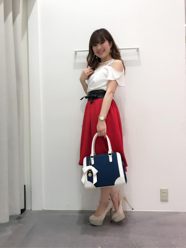 今夏のトレンドカラー♡ライブにもオススメ！新作ドレープスカート♡甥っ子と…♡まみたす