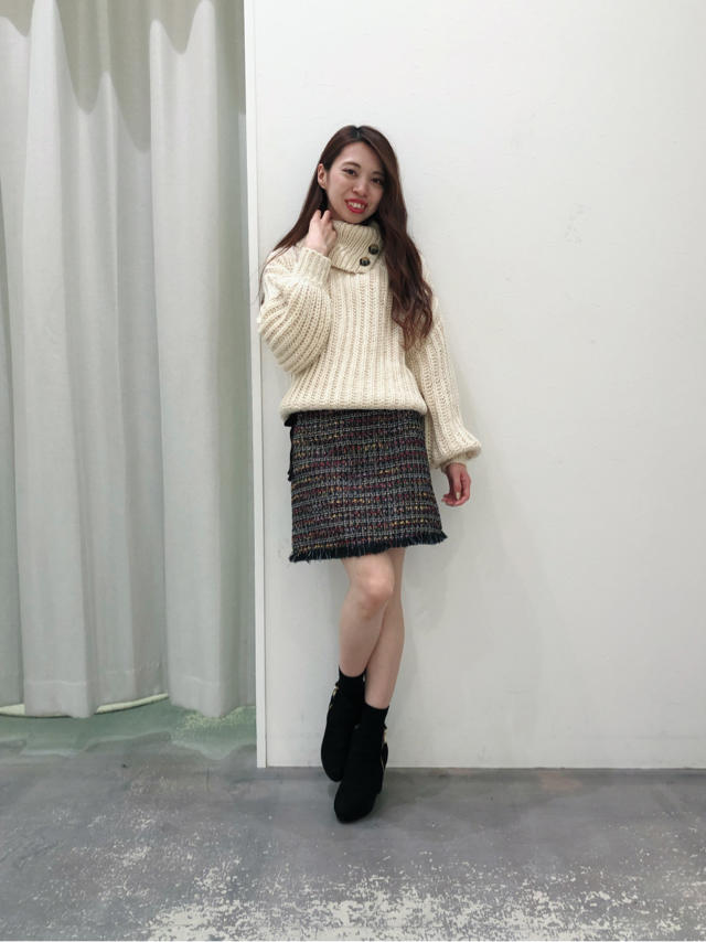 【ꫛꫀꪝ✧‧˚】ロービングオフタートルニットにツイードスカートを合わせたmix style❤️✨オフショットあり
