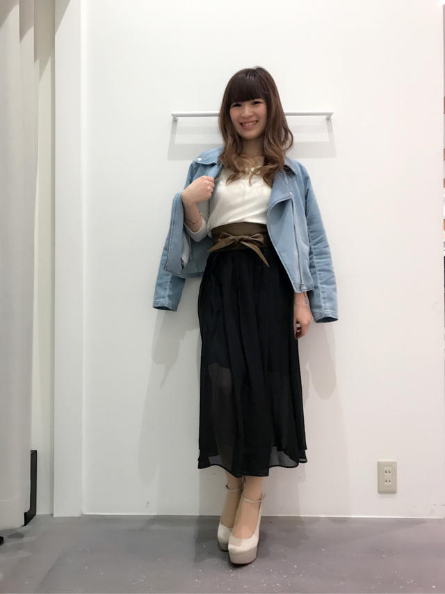 まみたす即決の店頭コーデ♡トレンドのサッシュベルト付きスカート♡まみたす